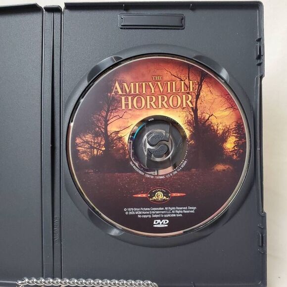 The Amityville Horror [DVD] - Picture 2 of 3